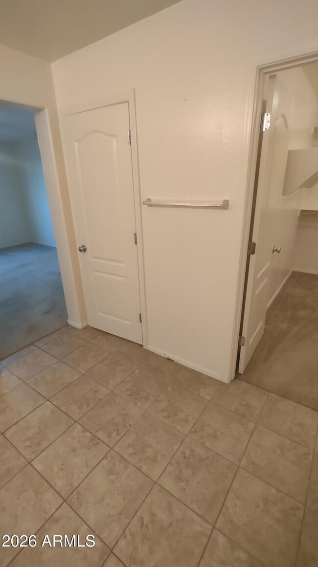 Building Photo - 2218 S Buckaroo Trail