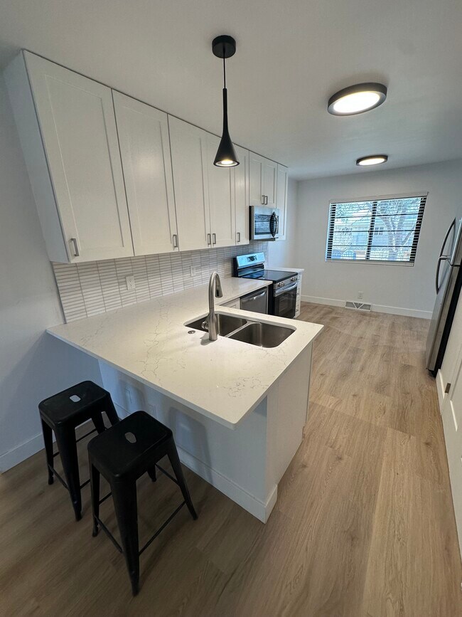 Kitchen - 1108 Constitution Ave