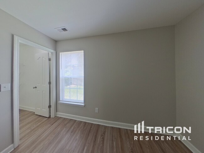 Building Photo - 11829 Cheviott Hill Ln