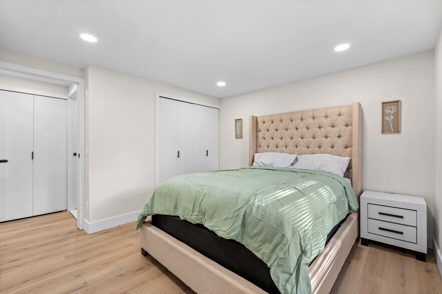 Building Photo - 41349 Heathmore Ct