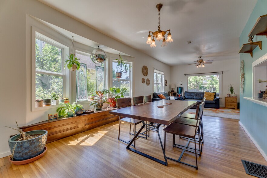 Building Photo - 5236 NE 18th Ave