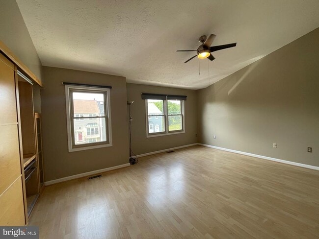 Building Photo - 857 Flagler Dr