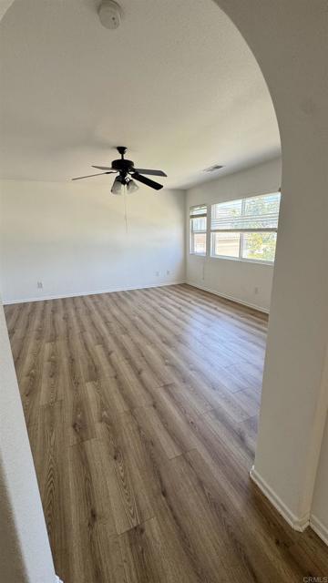 Building Photo - 973 Yosemite Dr