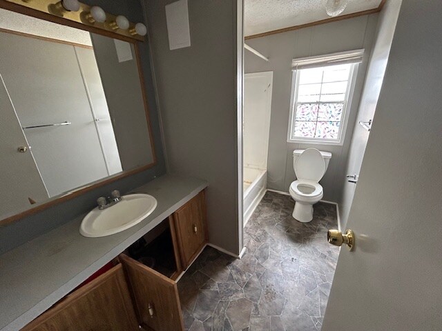 Building Photo - 2500 Mann Rd