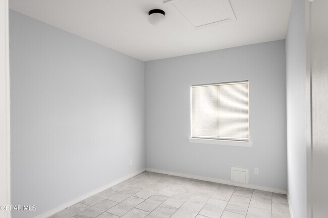 Building Photo - 14368 Chris Zingo Ln