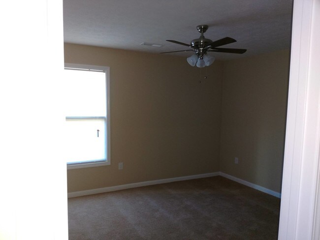 Building Photo - 11314 Breeze Cir