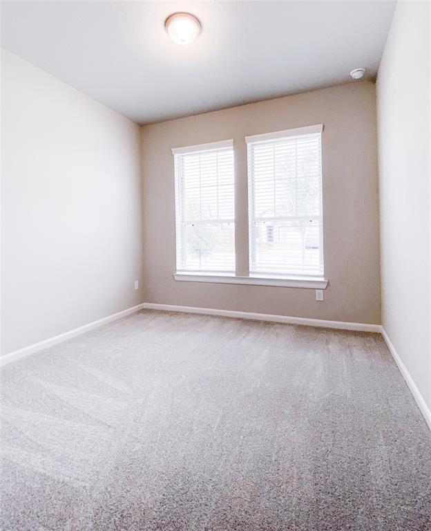 Building Photo - 2810 Chestnut Oak Cir