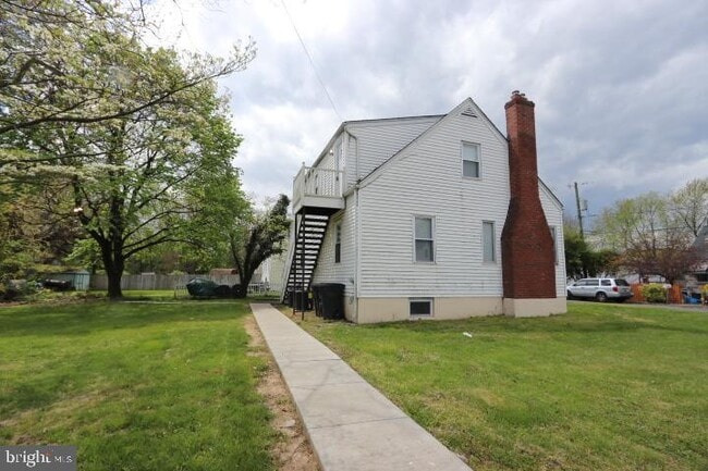 Building Photo - 1 Morton Pl