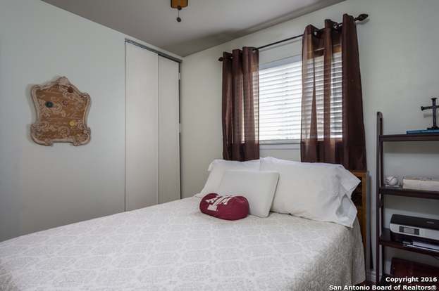 Building Photo - 405 WESTCHESTER-