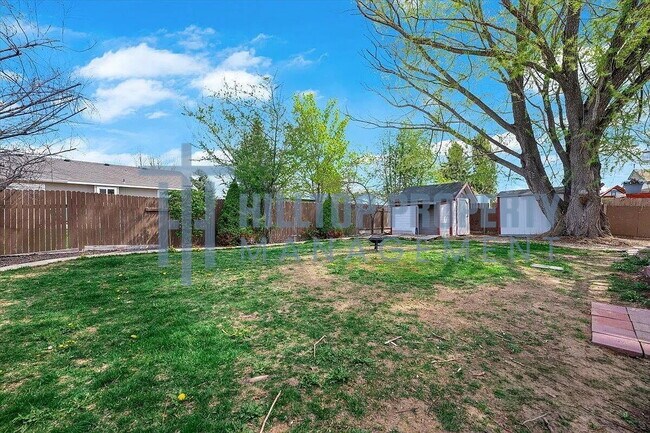 Building Photo - 4 Bed, 2 Bath Home with 2-Car Garage in North Nampa