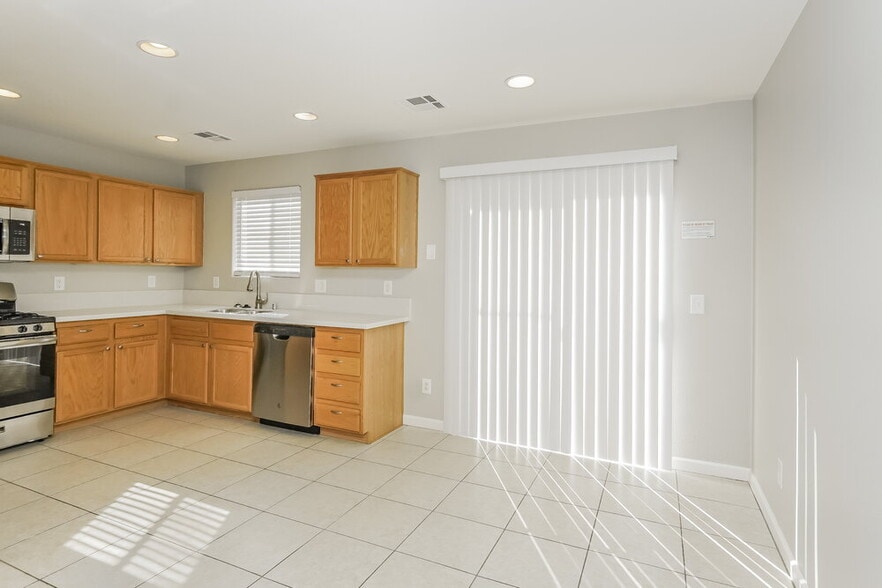 Building Photo - 987 Monte De Oro Ave