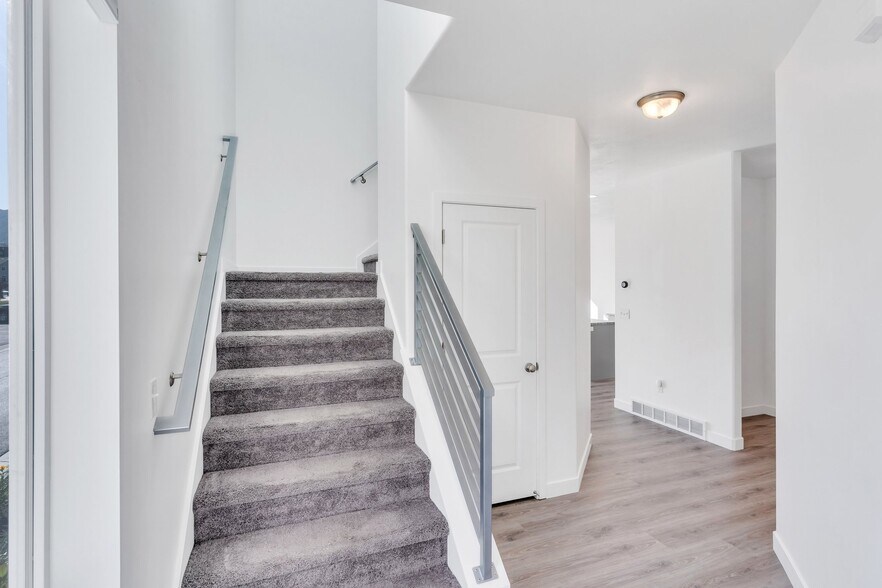 Building Photo - 15167 S Wild Horse Wy