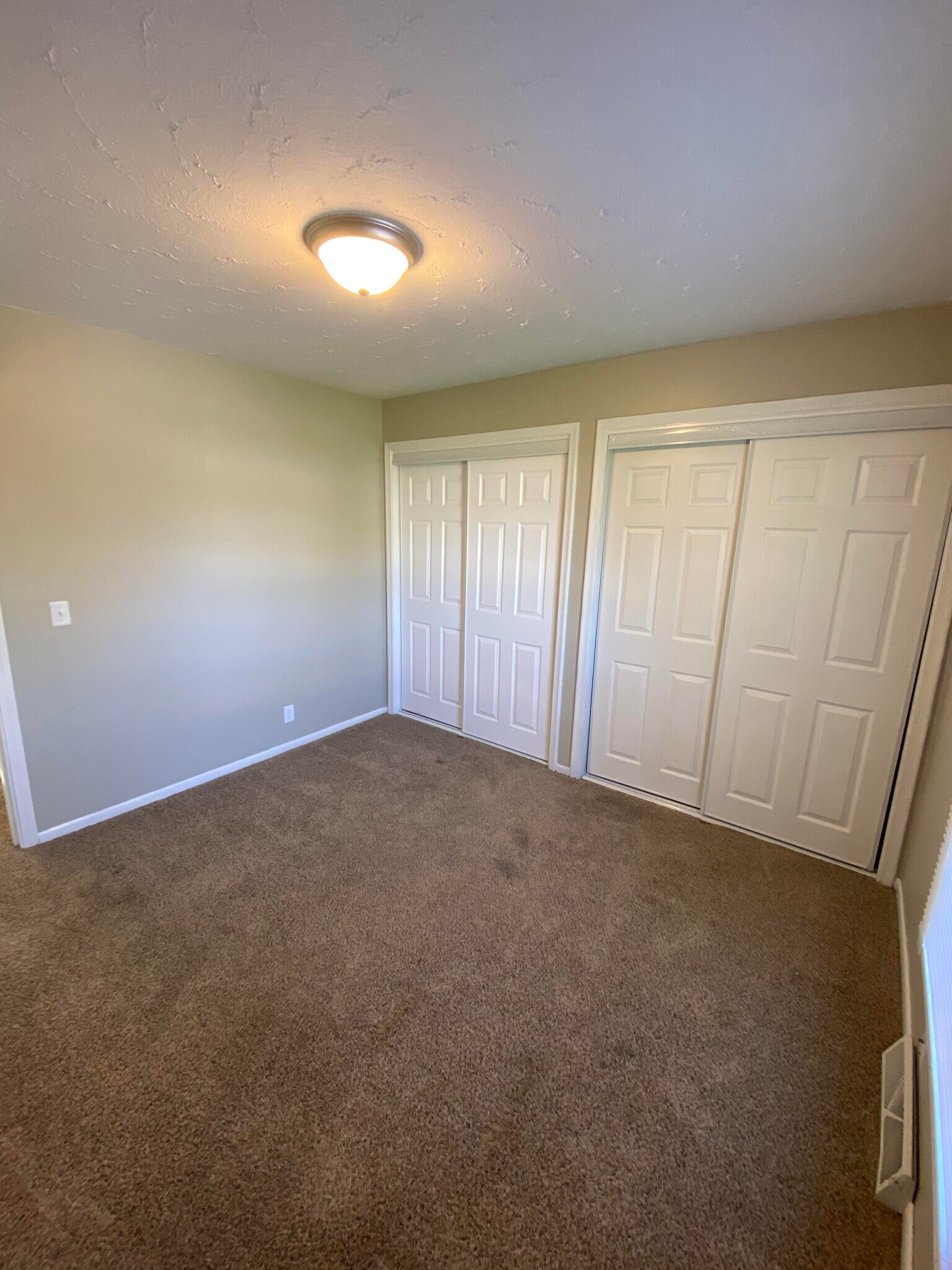 Bedroom 2 - 5606 S 114th St