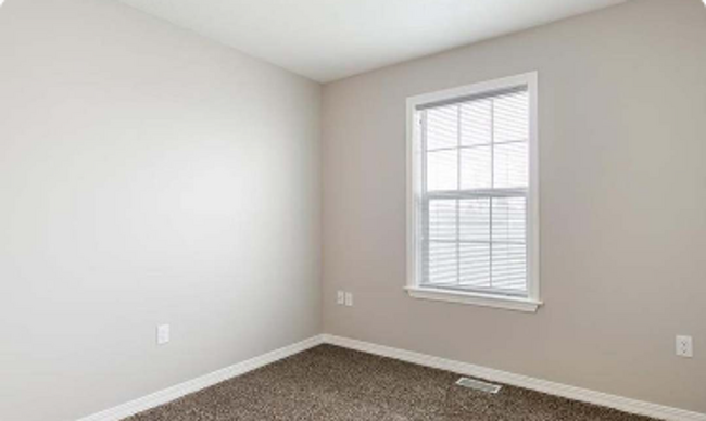 Building Photo - 4 bed 2 bath Home in Idaho Falls