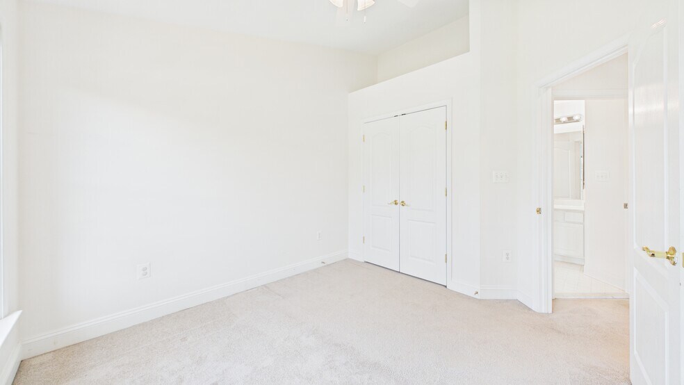 Building Photo - 25807 Turlough Ter