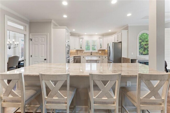 Building Photo - 6005 Oakbury Ln