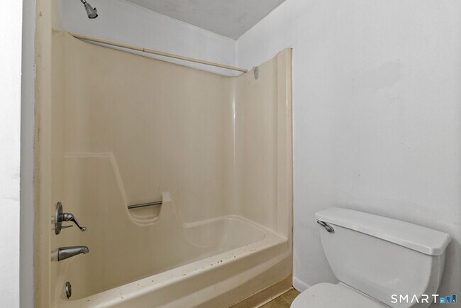 Building Photo - 199 Burgundy Hill Ln