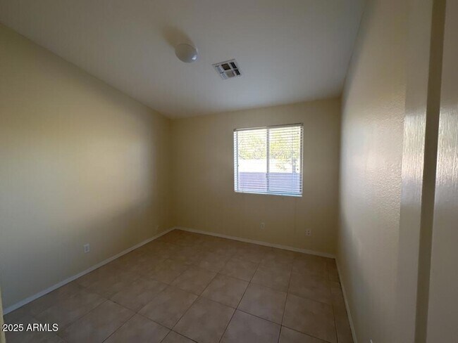 Building Photo - 10256 E Peralta Canyon Dr