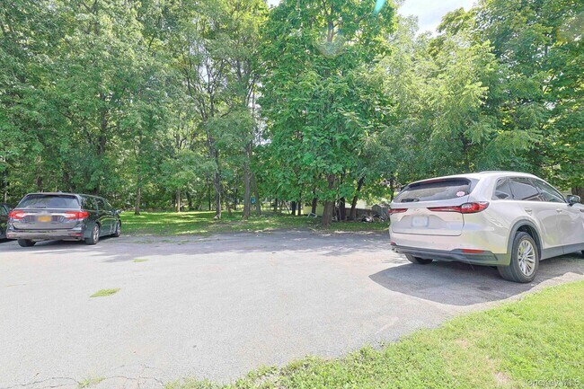 Building Photo - 100 Academy Ave