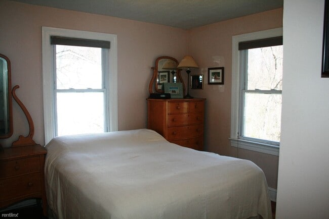 Building Photo - 2 br, 1 bath House - 1202 Cherry Avenue