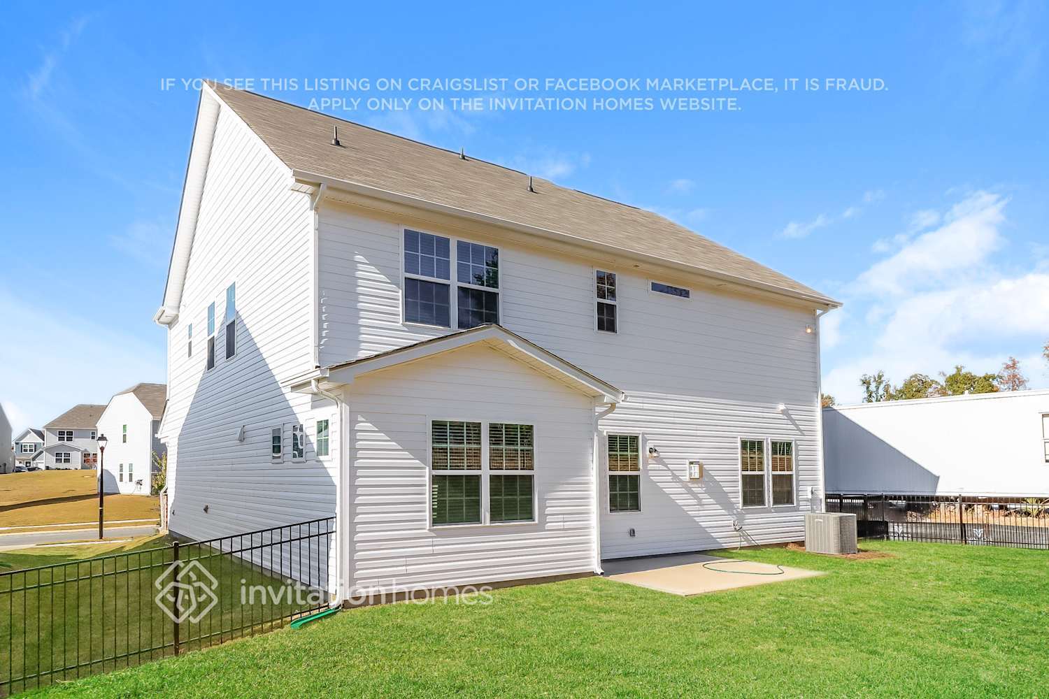 Building Photo - 376 Kennerly Center Dr