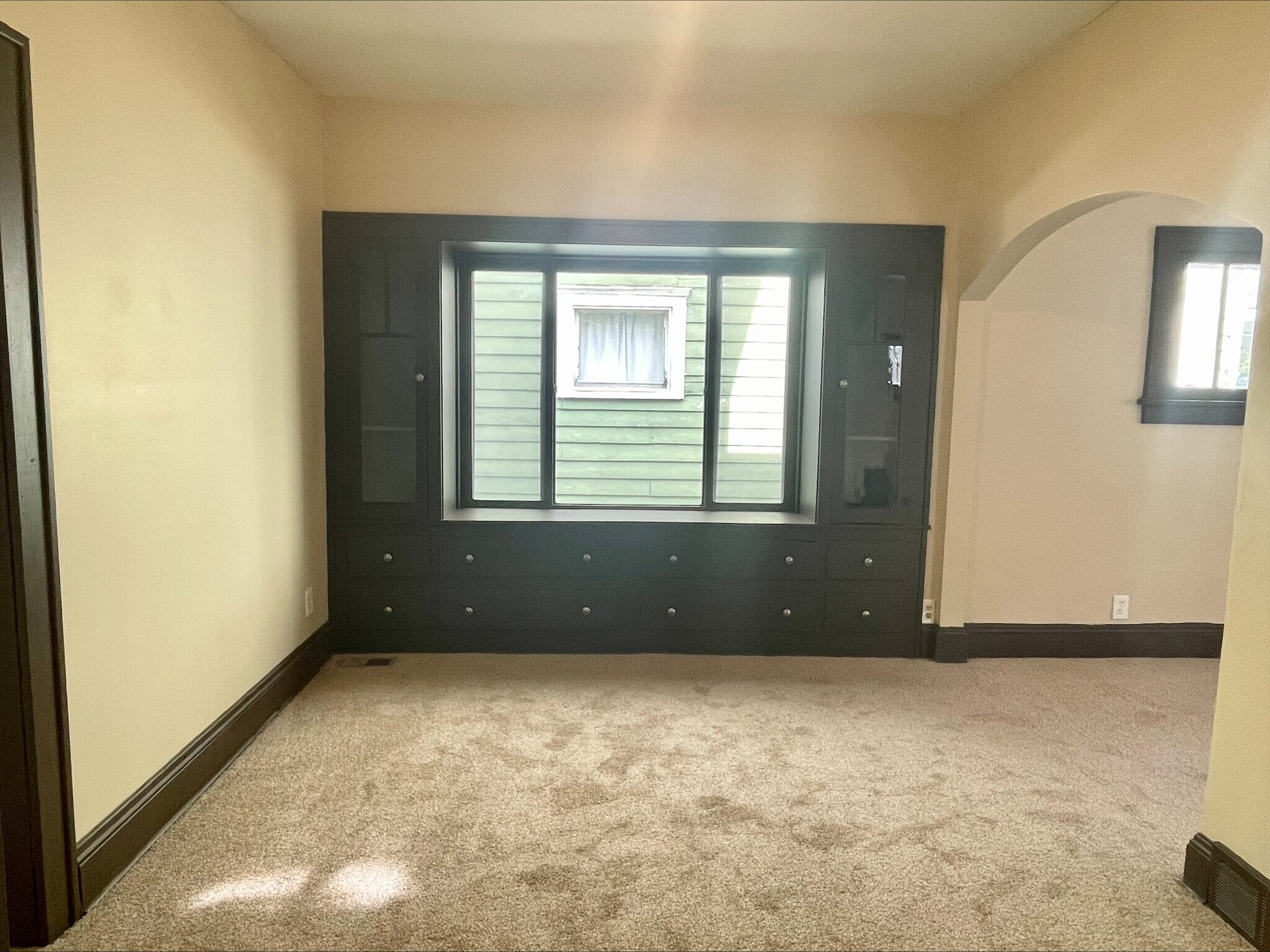 Building Photo - 1022 Herberich Ave