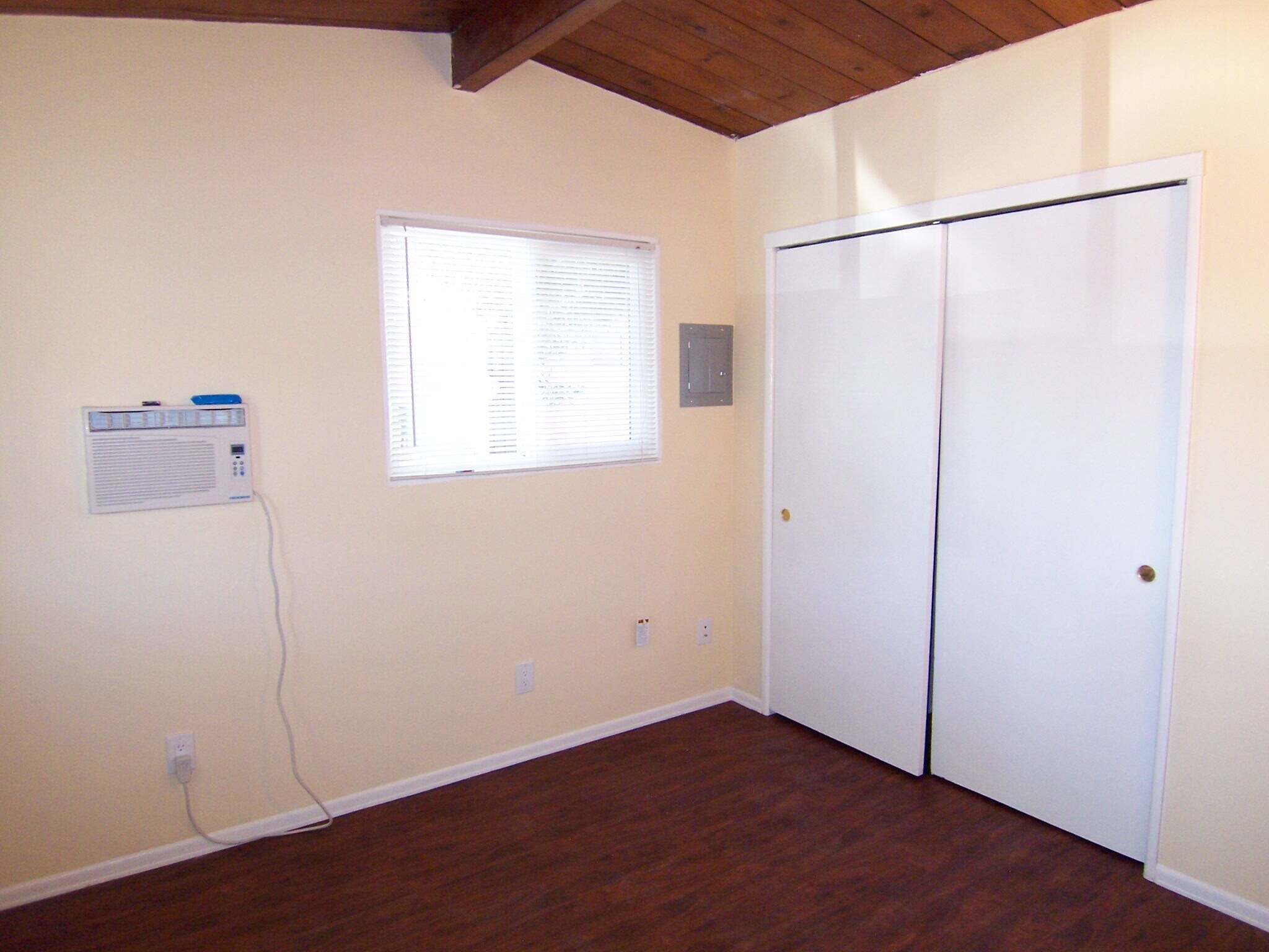 Building Photo - 5013 Williams Ave