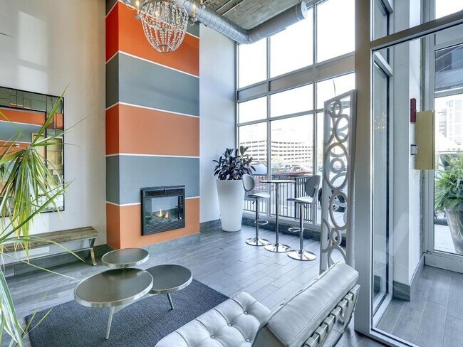Building Photo - Rarely Available 3 Bedroom 2 Bathroom Penthouse At The Sexton Lofts!