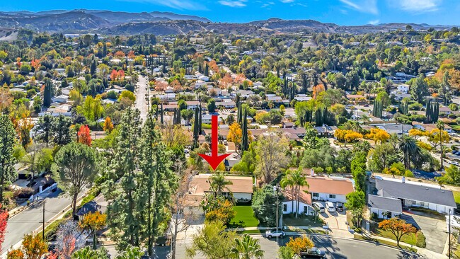 Building Photo - 5565 Ostin Ave