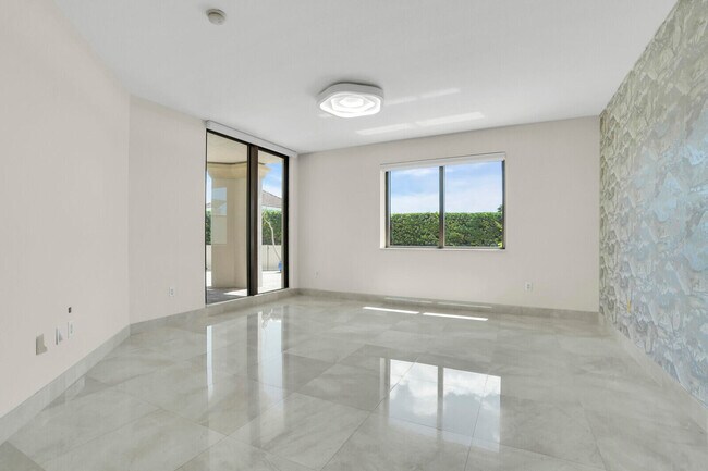 Building Photo - 3610 Gardens Pkwy