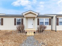 Building Photo - 1754 Meadowbrook Terrace