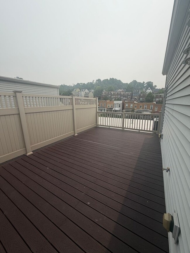 Building Photo - Luxury 3 Bedroom Condo in the Heart of Lawrenceville