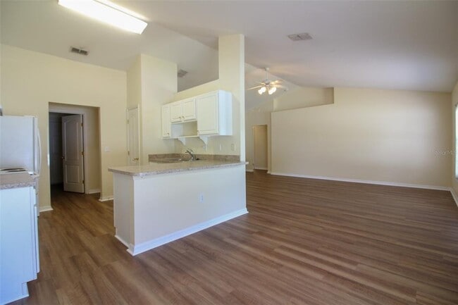 Building Photo - 6719 Highlands Creek Blvd