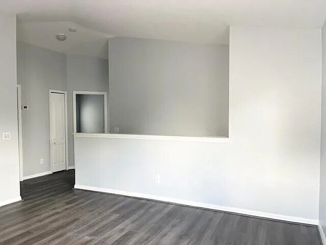 Building Photo - 10477 Blackmore Dr