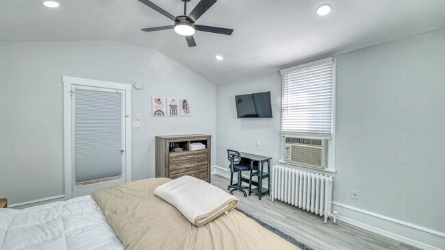 Building Photo - 8 N Nashville Ave