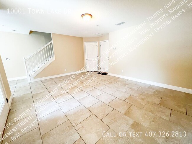 Building Photo - Spacious 3 Bedroom, 4 Bathroom Townhome fo...