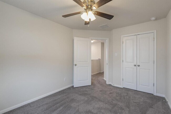 Building Photo - 18000 Malnati Dr