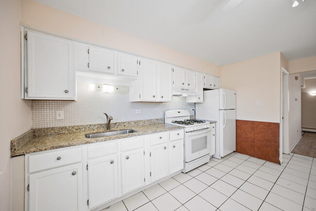 Building Photo - 7834 95th St