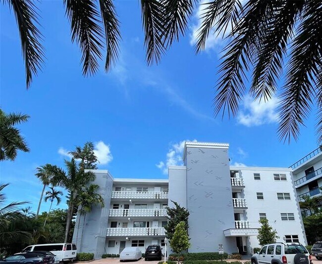 Building Photo - 40 Isle of Venice Dr