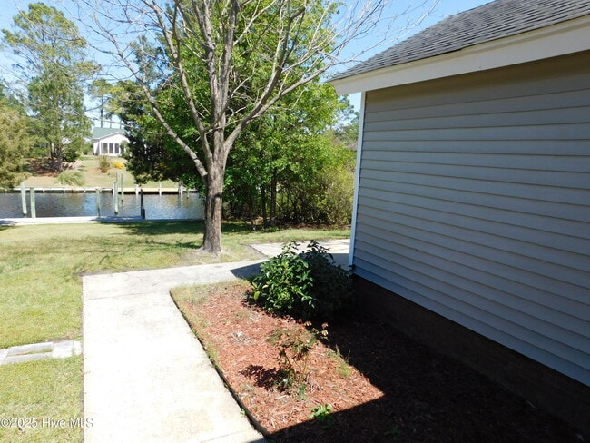 Building Photo - 6109 Schooner Ct