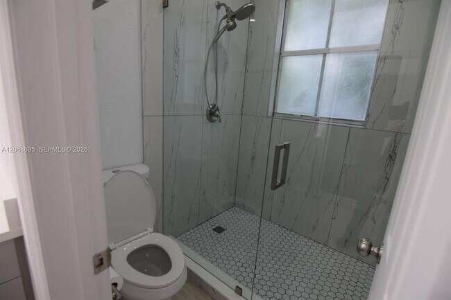 Building Photo - 7855 NW 110th Ave