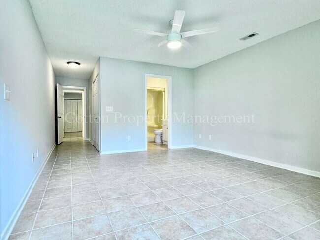 Building Photo - 1507 Military Cutoff Rd