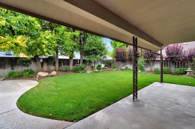 Building Photo - 1607 S Timmy Ave