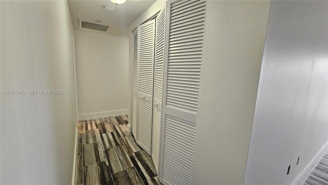 Building Photo - 1980 S Ocean Dr