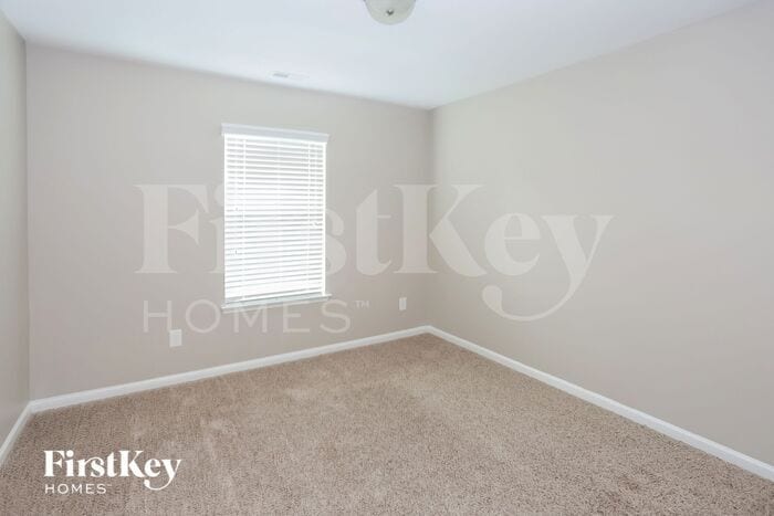 Building Photo - 132 Renville Pl