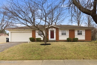 Building Photo - 2403 Silverbrook Ave