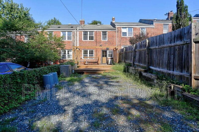 Building Photo - 133 Stevenson Ln