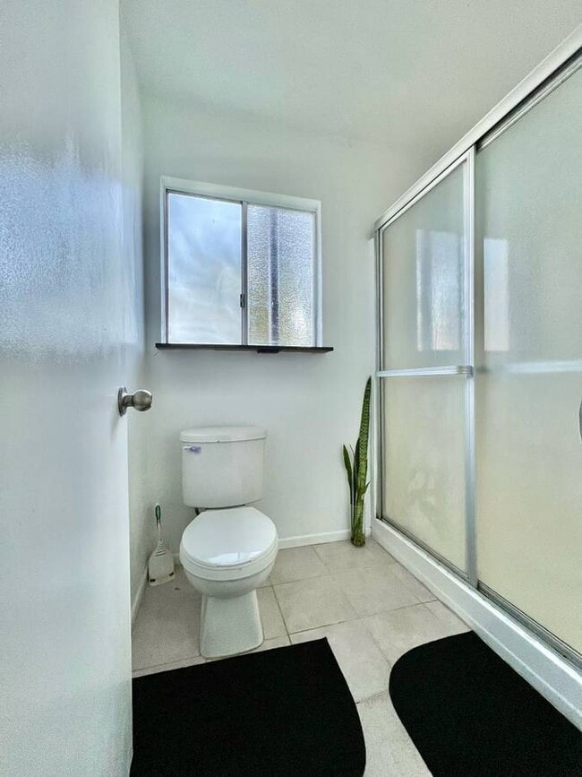 Building Photo - 24723 Via Valmonte