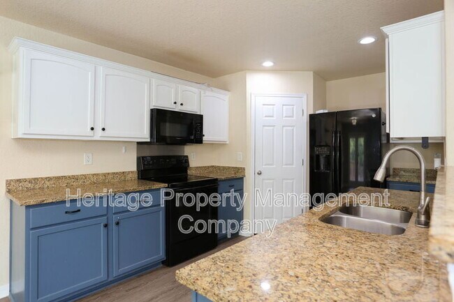 Building Photo - 6819 Liberty Stone