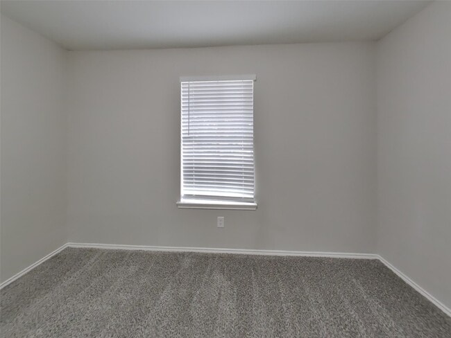 Building Photo - 3703 Bent Springs Ln